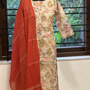 Cream and orange tissue set