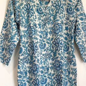 White blue floral short top