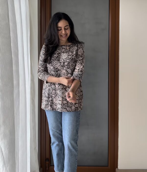 Grey floral short top