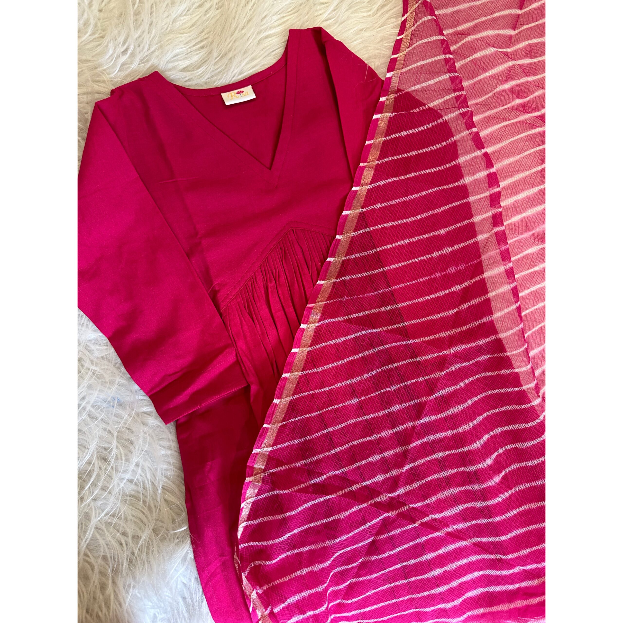 Pink inverted yoke kurta with leheriya kota dupatta - Image 2