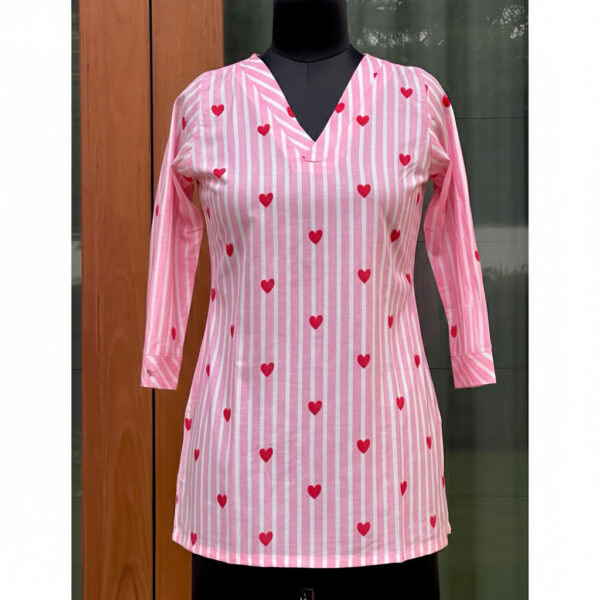 Pink stripes heart short top