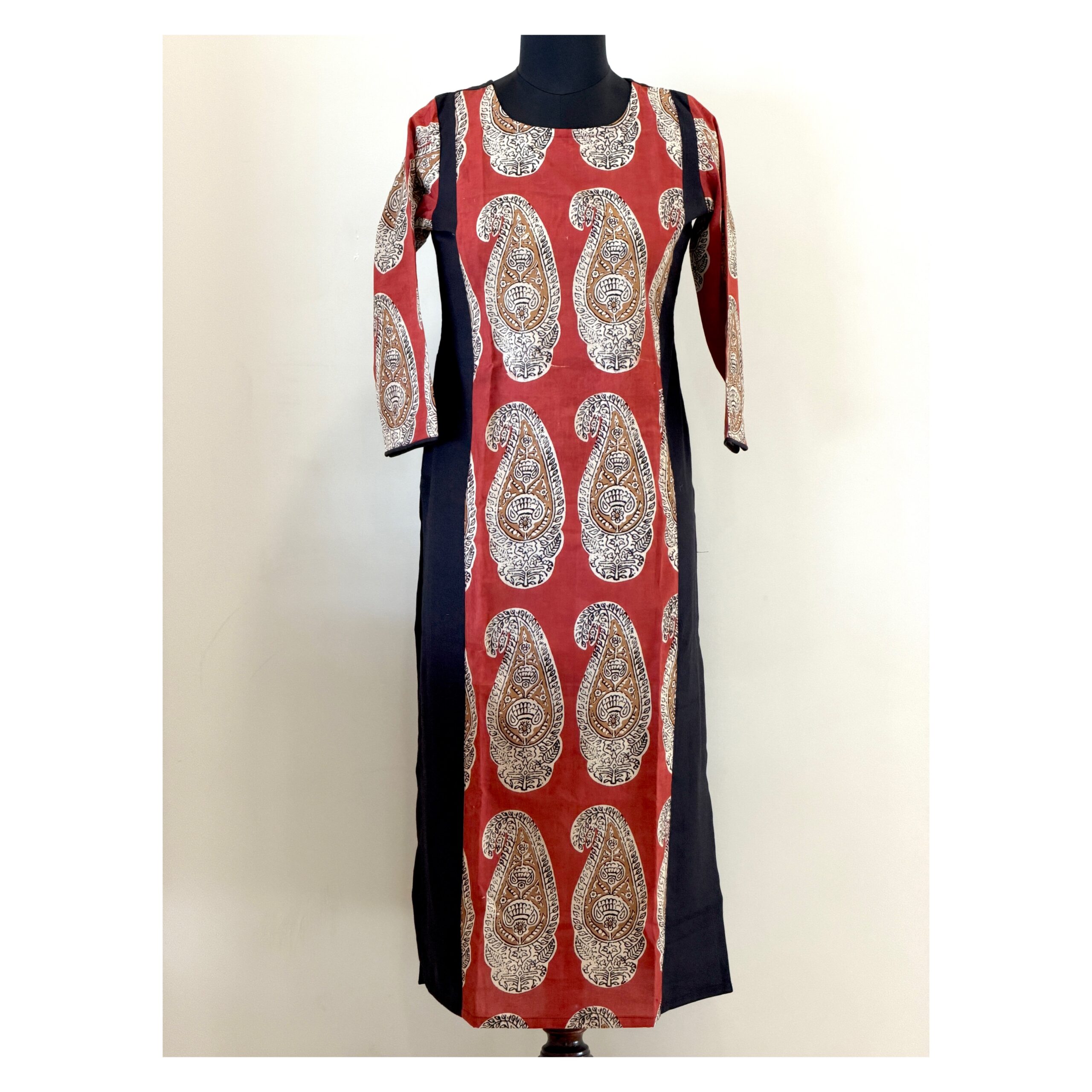 Maroon mango patchwork kurta - Image 2